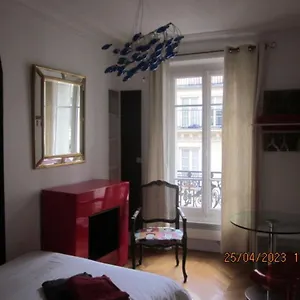 Bed & Breakfast Centre, Paris